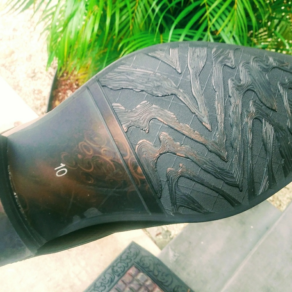 Sold! - Picture 4 of 4